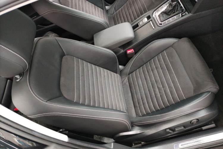 Used Volkswagen Magotan 2020 330TSI DSG Luxury Edition