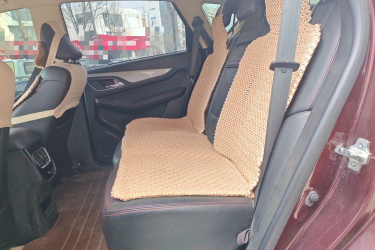 Used Baojun 560 2015 1.8L manual luxury version