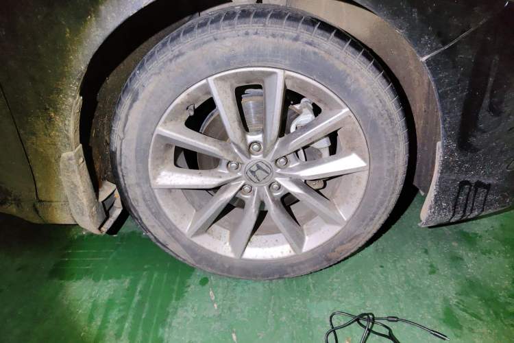 Used Honda Accord 2022 260TURBO Luxury Edition Right Front Wheel Hub