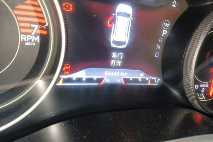 Used Jeep Cherokee 2017 2.0L Superior Edition Odometer Close Up