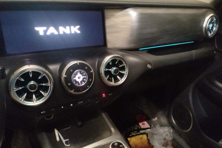 Used Tank 300 2024 2.0T Challenger Audio And AC Panel