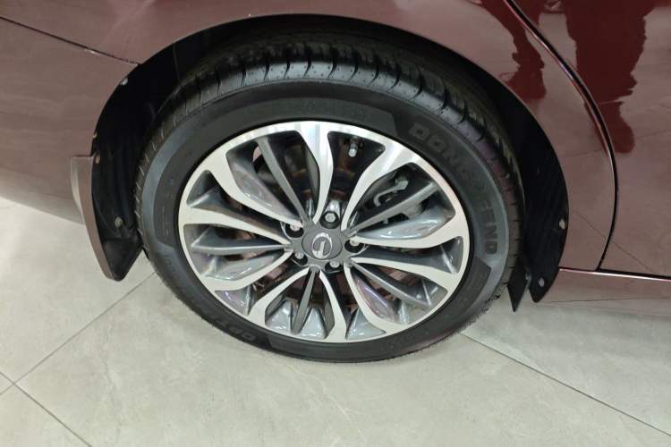 Used GAC Trumpchi GA6 2015 1.8T DCT Luxury Navigation Model Exterior 8