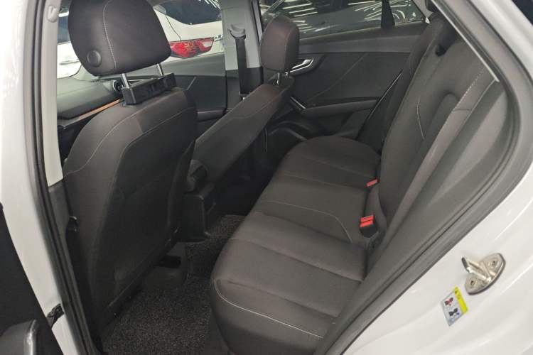 Used Audi Q2L 2018 35 TFSI Launch Exclusive Edition China VI Left Rear Seat