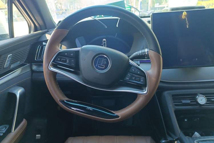 Used BYD Tang New Energy 2021 DM-i 112KM Prestige Model Steering Wheel