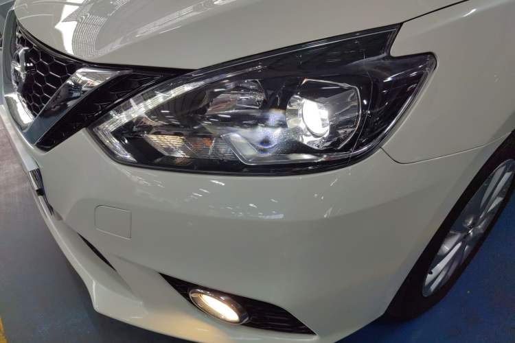 Used Nissan Sylphy 2019 1.6XV CVT Smart Connect Luxury Edition China VI Standard Left Front Headlight