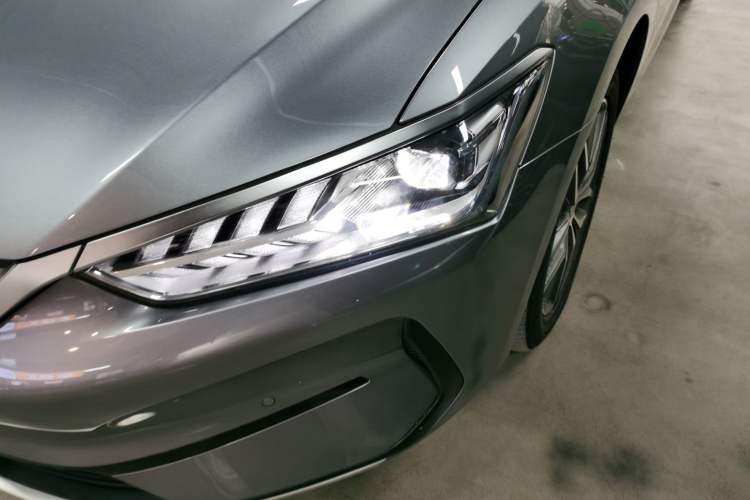 Used BYD Qin PLUS 2023 Champion Edition EV 510KM Beyond Model
