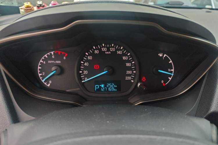 Used Ford Escort 2015 1.5L Automatic Comfort Edition Instrument Cluster