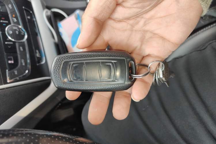 Used Geely Auto Emgrand 2016 Sedan 1.5L Manual Upward Edition