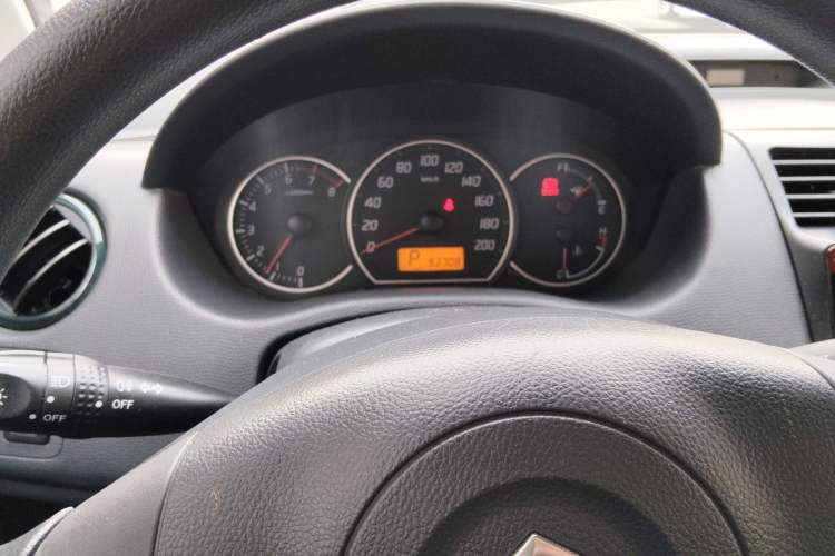 Used Suzuki Swift 2014 1.5L Automatic Fashion Edition Instrument Cluster