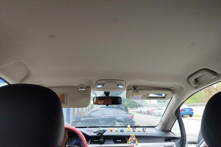 Used Geely Auto Vision X3 2019 Upgraded Model 1.5L CVT Elite Version Headliner