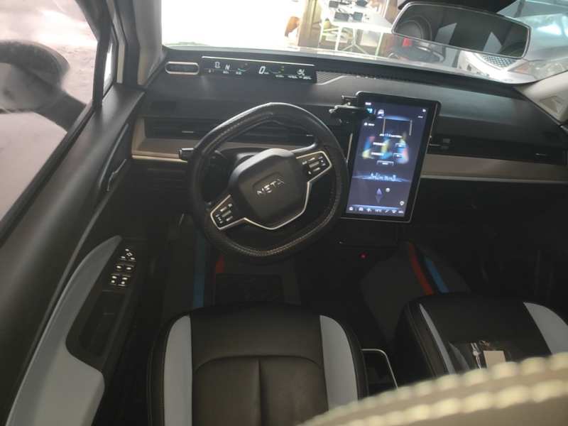 Used NETA V 2021 Long-Range Entertainment Edition — 11
