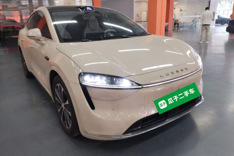 Used Hima Luxeed R7 2025 Range-Extended Version 251 km Max