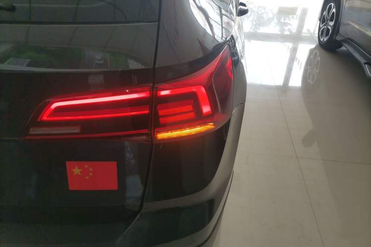 Used Volkswagen Tharu 2021 280TSI Two-Wheel Drive Trend Edition Right Rear Taillight