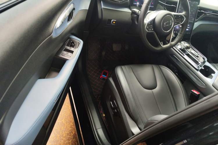 Used Bestune T90 2023 1.5T DCT Automatic Luxury Edition Driver Seat