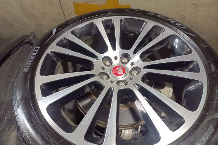 Used Jaguar XFL 2023 XFL 2.0T P250 Two-Wheel-Drive Luxury Deluxe Edition