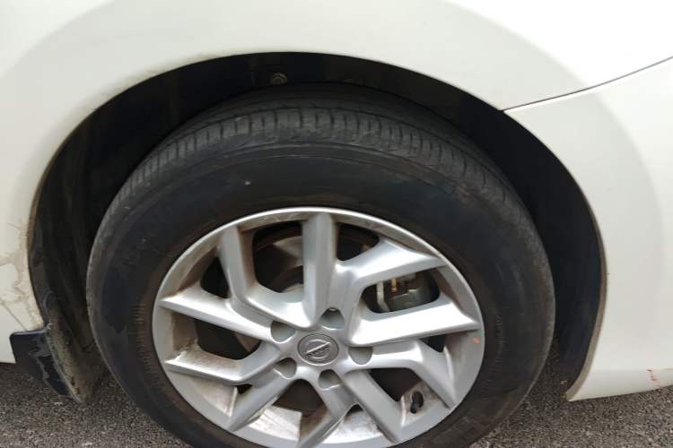 Used Nissan Tiida 2024 1.6L CVT Cool Dynamic Edition
