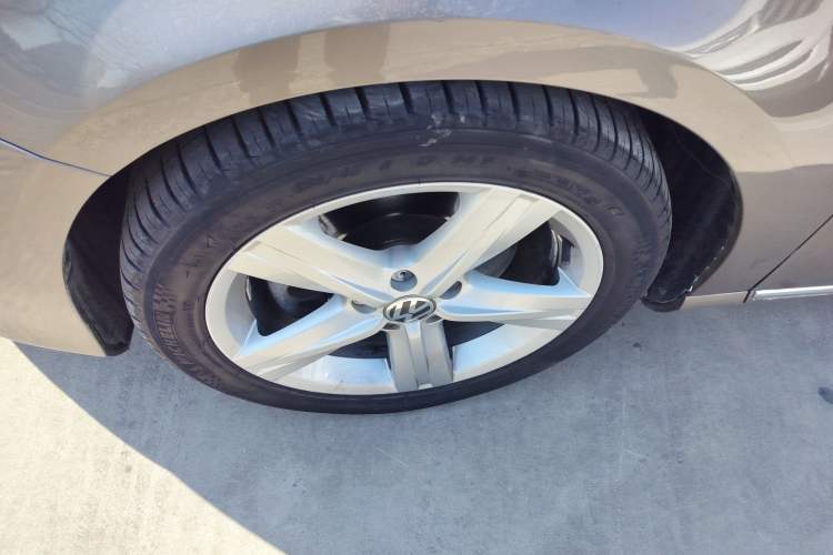 Used Volkswagen Magotan 2015 2.0 TSI Prestige Model
