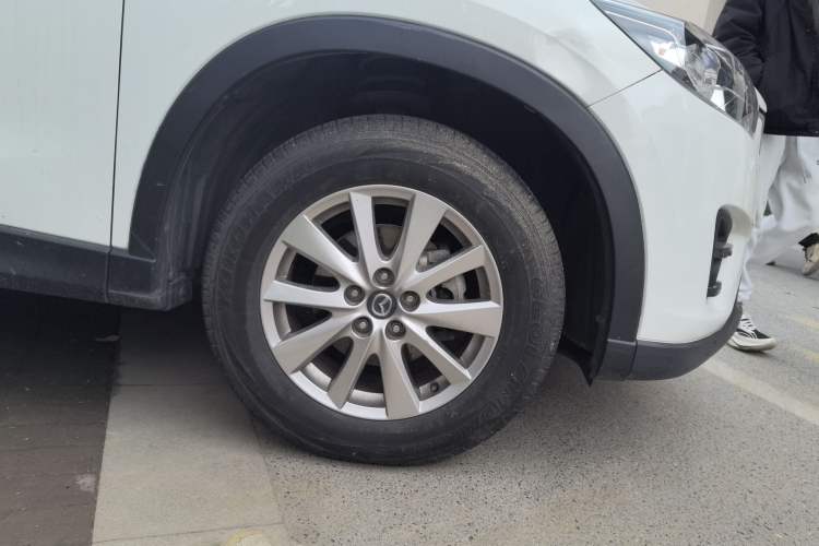 Used Mazda CX-5 2015 2.0L Automatic Two-Wheel Drive Urban Version
