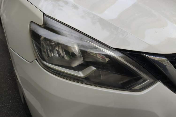 Used Nissan Sylphy 2021 Classic 1.6XE CVT Comfort Edition Right Front Headlight