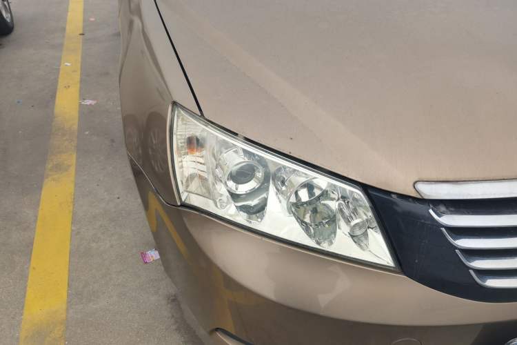 Used Geely Auto Classic Emgrand 2010 Sedan 1.8L Manual Luxury Model