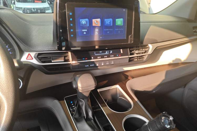 Used Toyota SIENNA 2021 2.5L Hybrid Comfort Edition