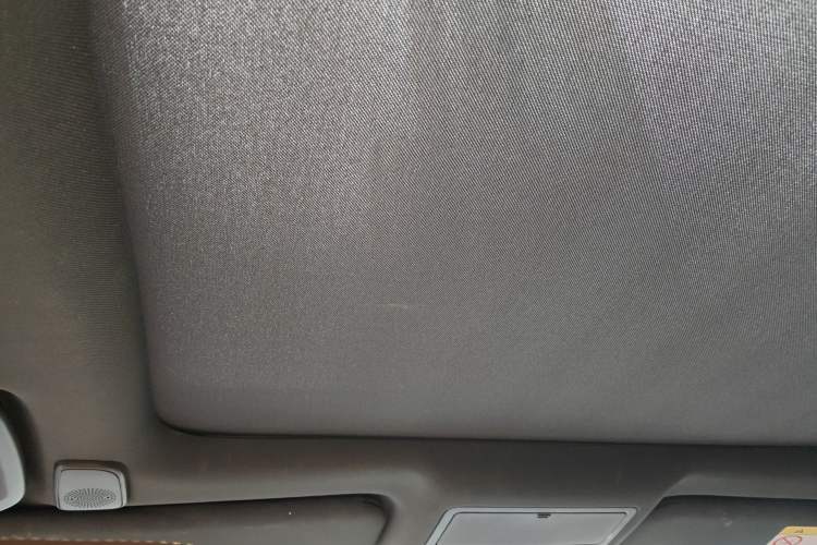 Used Jaguar XEL 2024 2.0T 250 PS R-DYNAMIC S Advanced Sport Edition Headliner