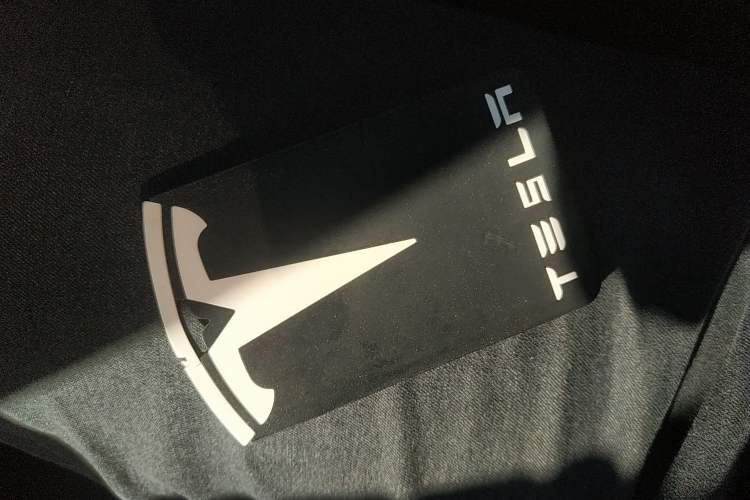 Used Tesla Model Y 2023 Rear-Wheel-Drive Version
