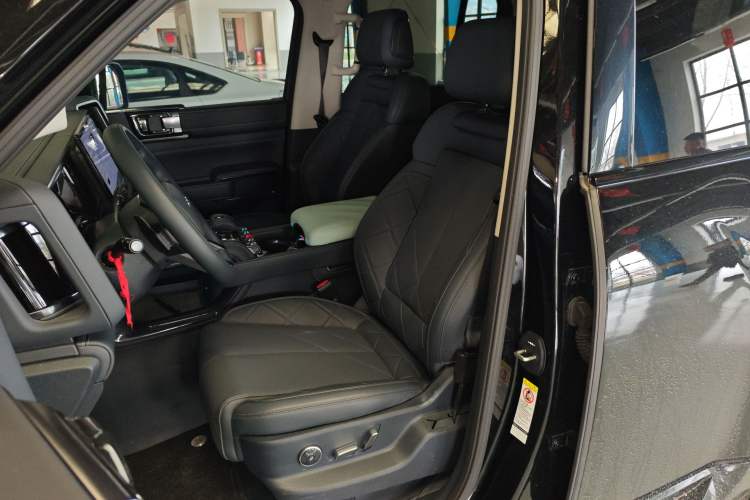 Used Formula Leopard 5 2025 TianShen Intelligent Driving Ultra Edition Left Front Seat