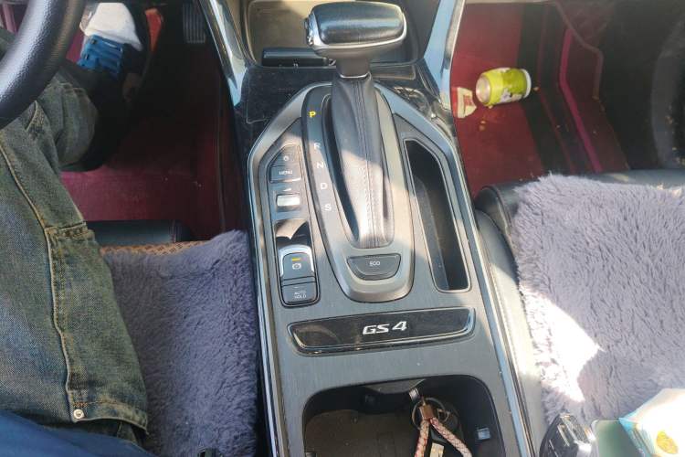 Used GAC Trumpchi GS4 2021 270T Automatic Elite Tech Edition Gear Lever