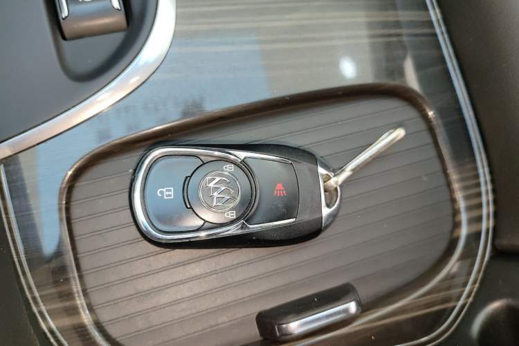 Used Buick Envision 2018 20T Two-Wheel-Drive Elite Model