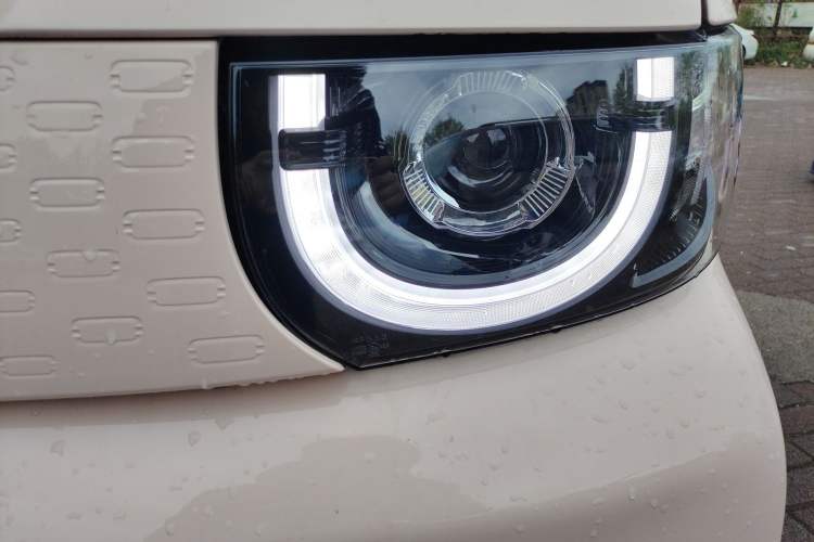 Used Chery QQ Ice Cream 2022 170km Sundae Phosphate Lithium-Ion Left Front Headlight