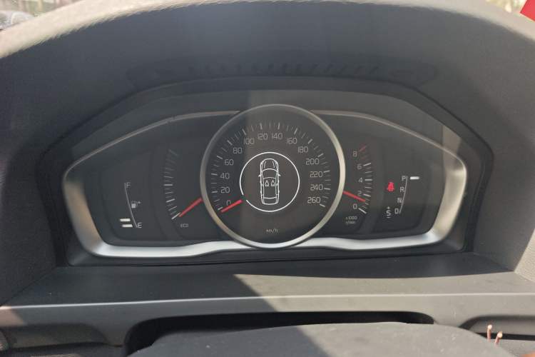 Used Volvo S60 2016 S60L T3 Smart Drive Edition Instrument Cluster