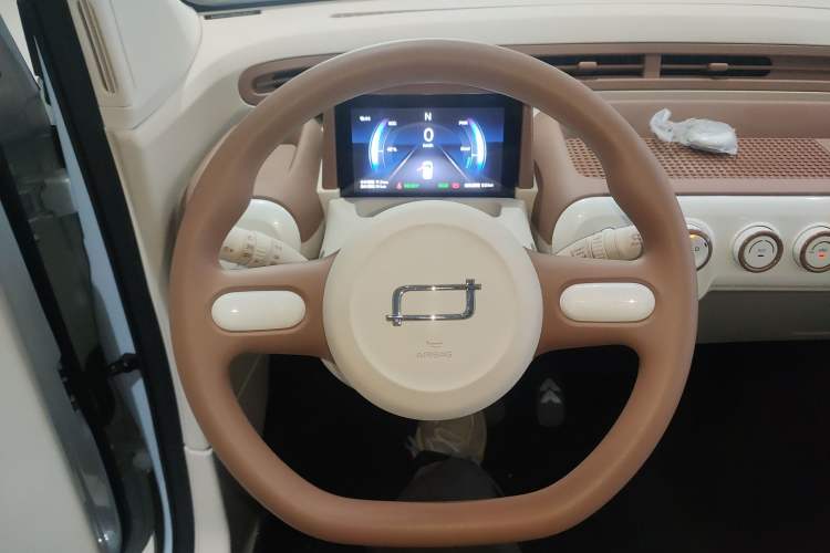 Used Bestune Pony 2026 222km Colorful Horse