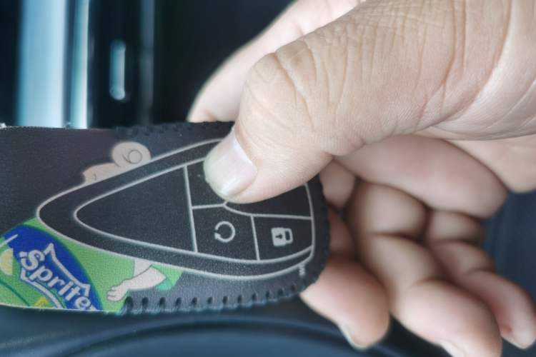 Used CHANGAN OSHAN Z6 2023 Blue Whale 1.5T DCT Smart-Led City Edition Vehicle Key