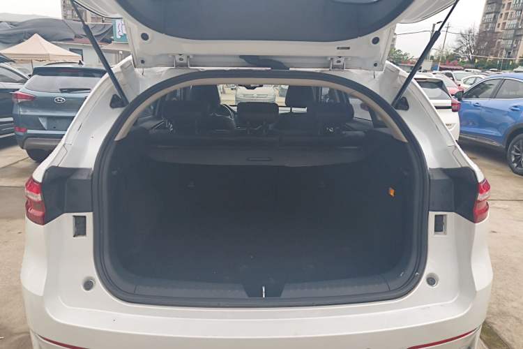 Used Haval F7 2019 2.0T Two-Wheel Drive i-Van China V standard