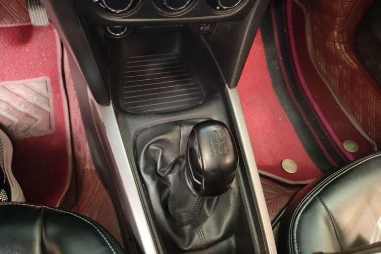 Used Peugeot 301 2018 1.6L Manual Comfort Edition
