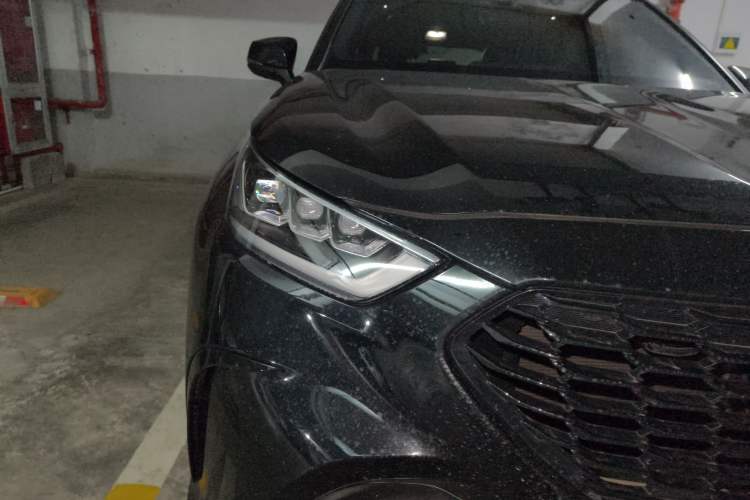 Used Toyota Crown Kluger 2024 2.5L HEV Four-Wheel Drive Premium Edition Right Front Headlight