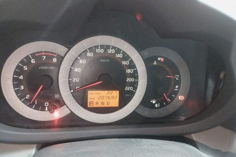 Used Toyota RAV4 2009 2.4L Automatic Luxury Edition Instrument Cluster