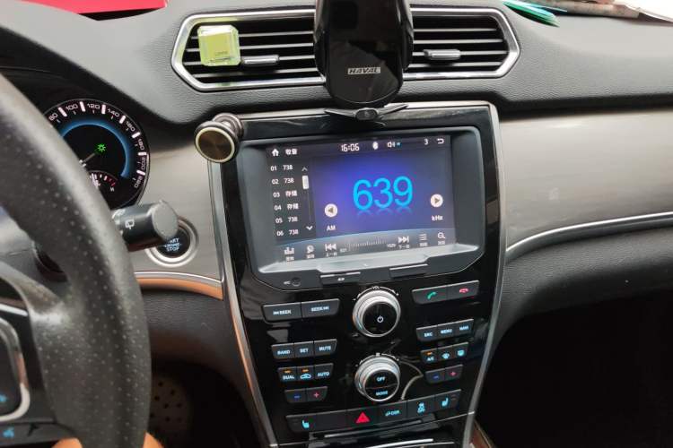 Used Haval H2 2017 Red-Label 1.5T Manual 4x4 Luxury Model