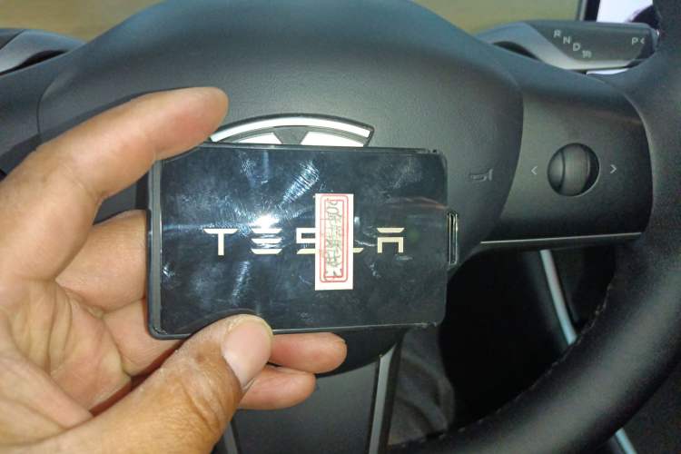 Used Tesla Model 3 2020 Standard Range Rear-Wheel Drive Upgraded Version Vehicle Key