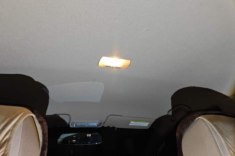 Used CIIMO CIIMO 2012 1.8L Automatic