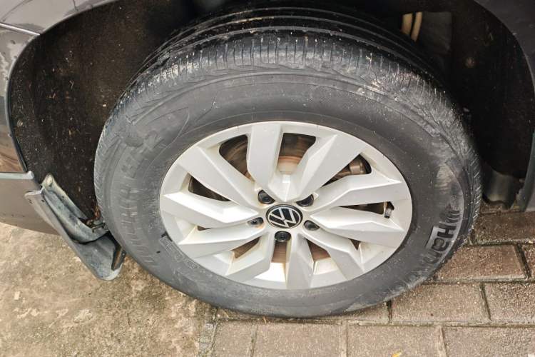 Used Volkswagen Tharu 2021 280TSI Two-Wheel Drive Trend Edition Right Rear Wheel Hub