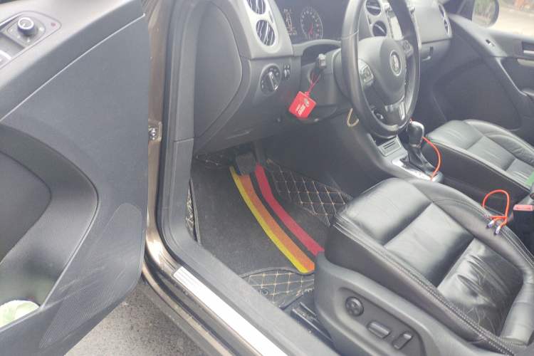 Used Volkswagen Tiguan 2017 300TSI Automatic Two-Wheel Drive Silk Road Comfort Edition
