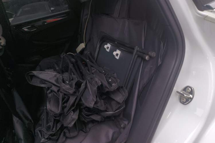 Used Porsche Macan 2014 Macan Turbo 3.6T Left Rear Seat