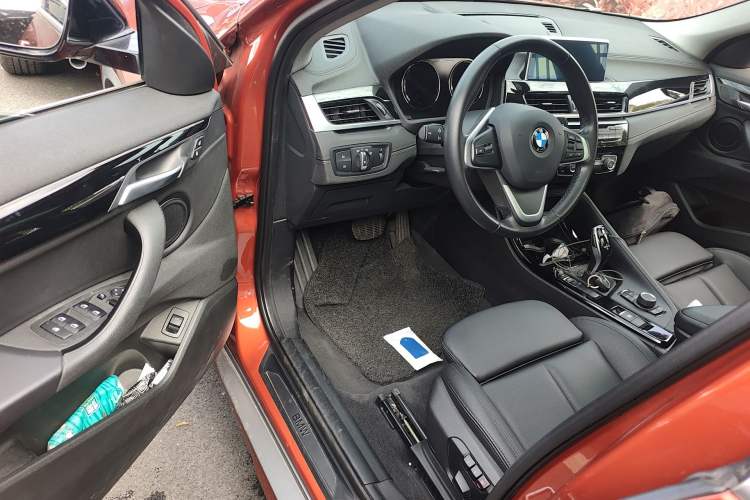 Used BMW X2 2018 sDrive25i Leading Model M Sport Package China V Driver Seat