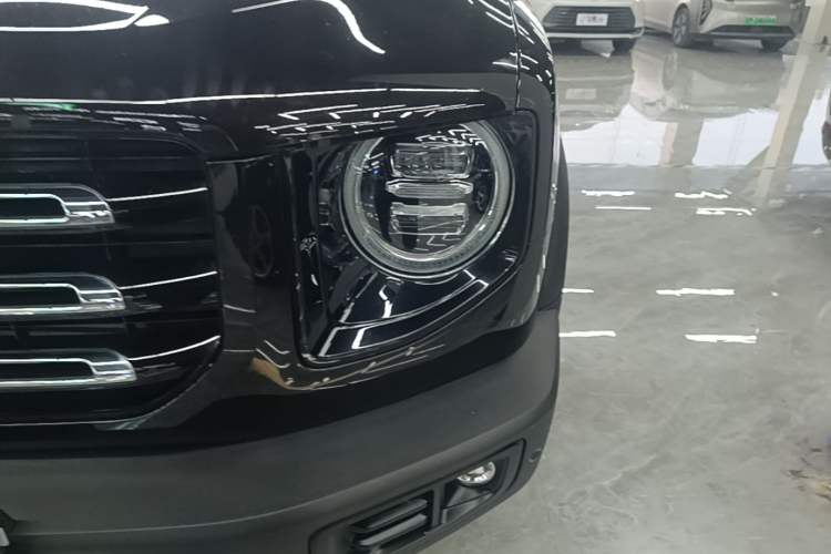 Used Haval DARGO 2021 1.5T DCT Two-Wheel Drive Border Collie Edition Left Front Headlight