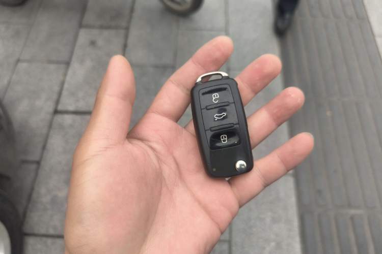 Used Volkswagen Passat 2013 1.8TSI DSG Prestige Edition Vehicle Key