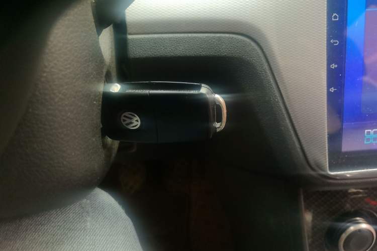 Used Volkswagen Lavida 2017 1.6L Manual Fashion Edition
