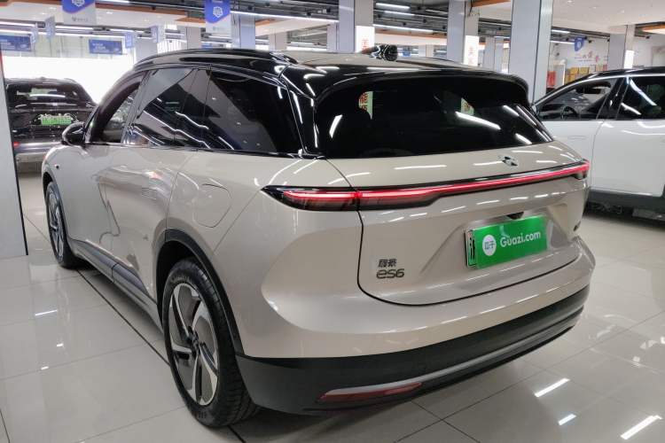 Used Nio ES6 2023 75 kWh
