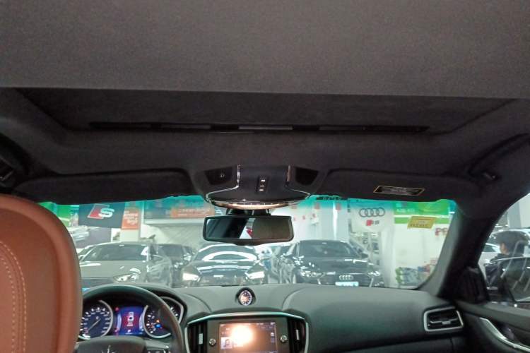 Used Maserati Ghibli 2014 3.0T Standard Edition
